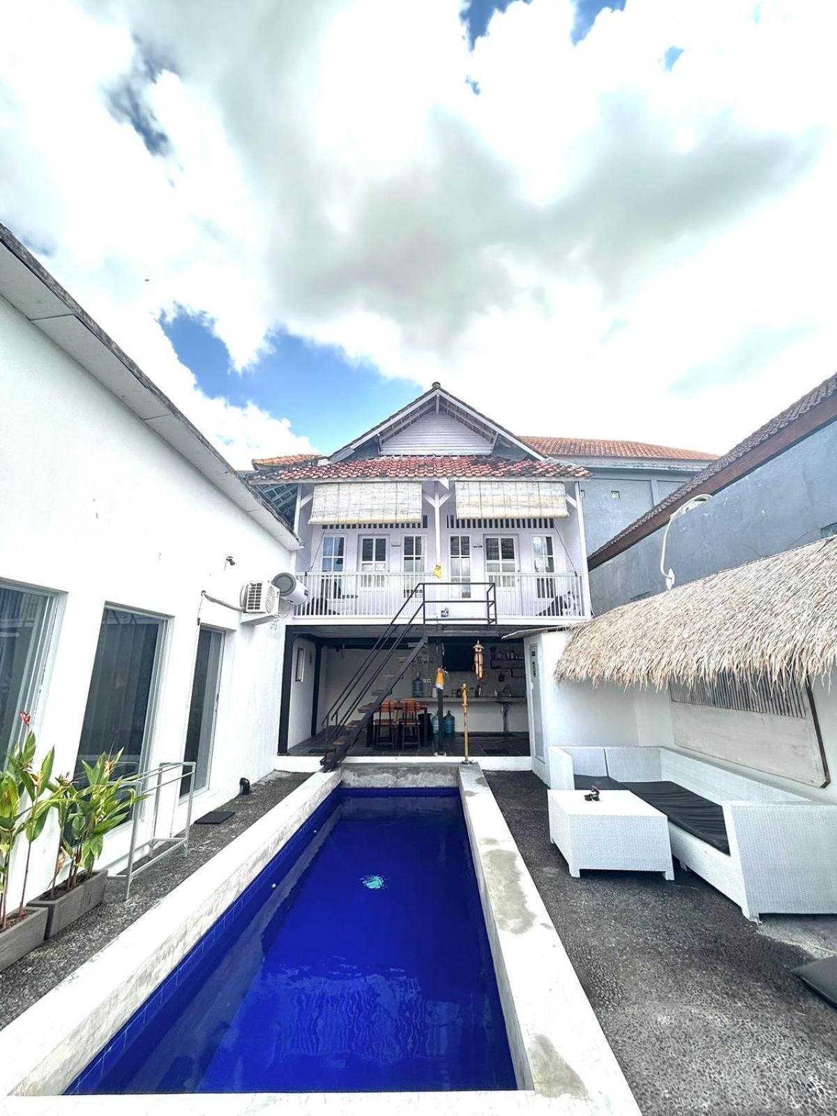 White Sandat Guest House Убуд Экстерьер фото