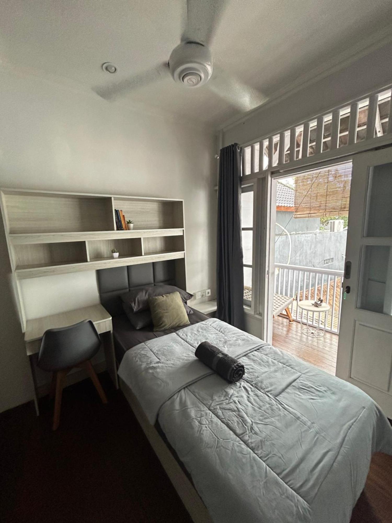 White Sandat Guest House Убуд Экстерьер фото